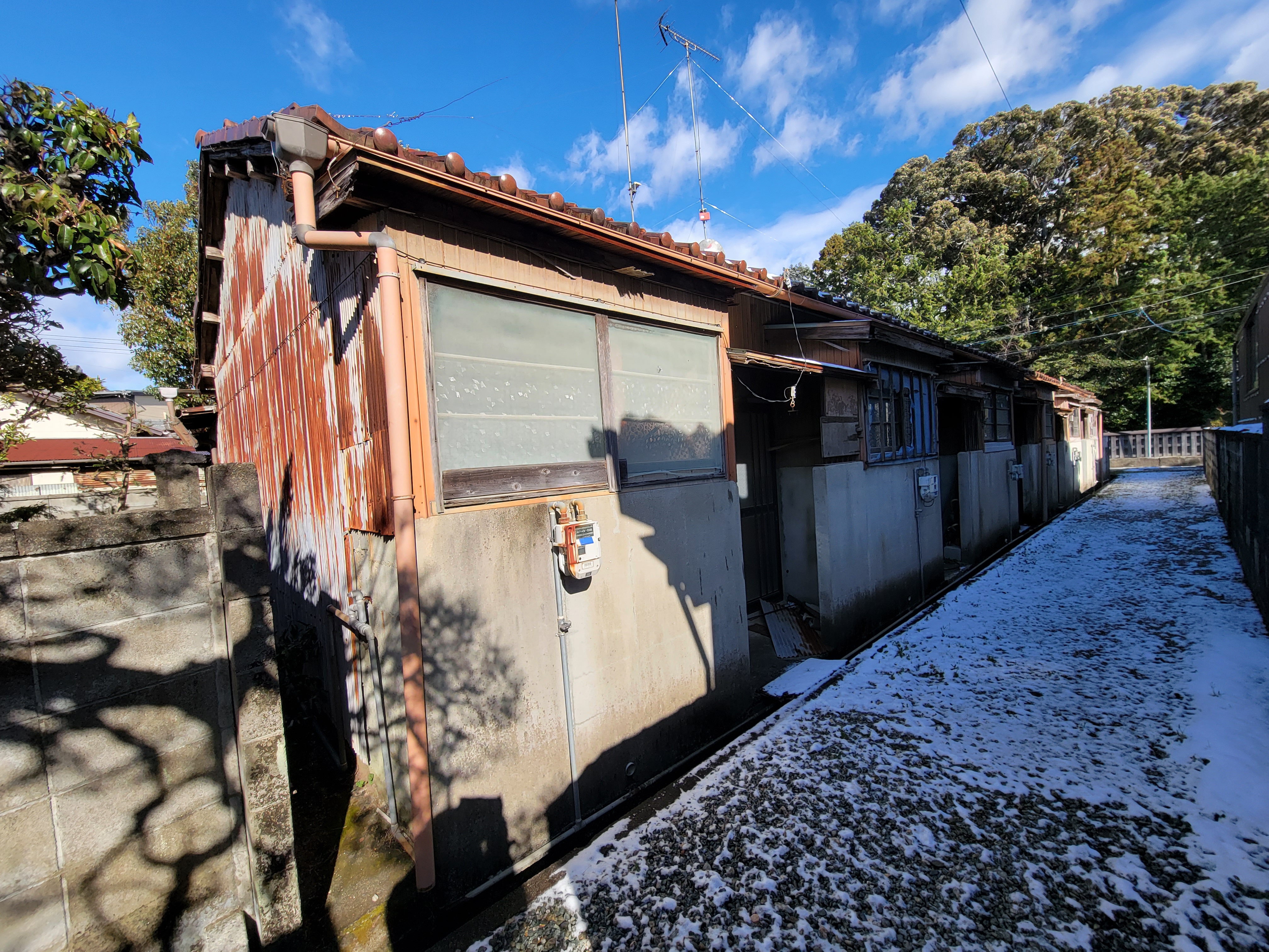 松阪市大黒田町　売アパート