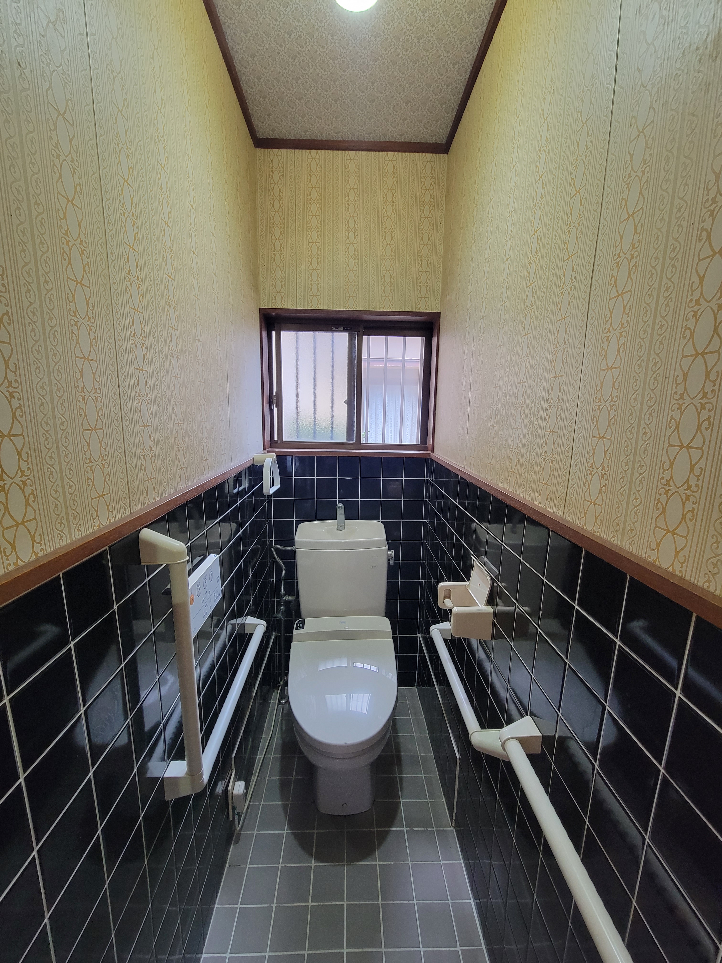 松阪市豊原町　一戸建