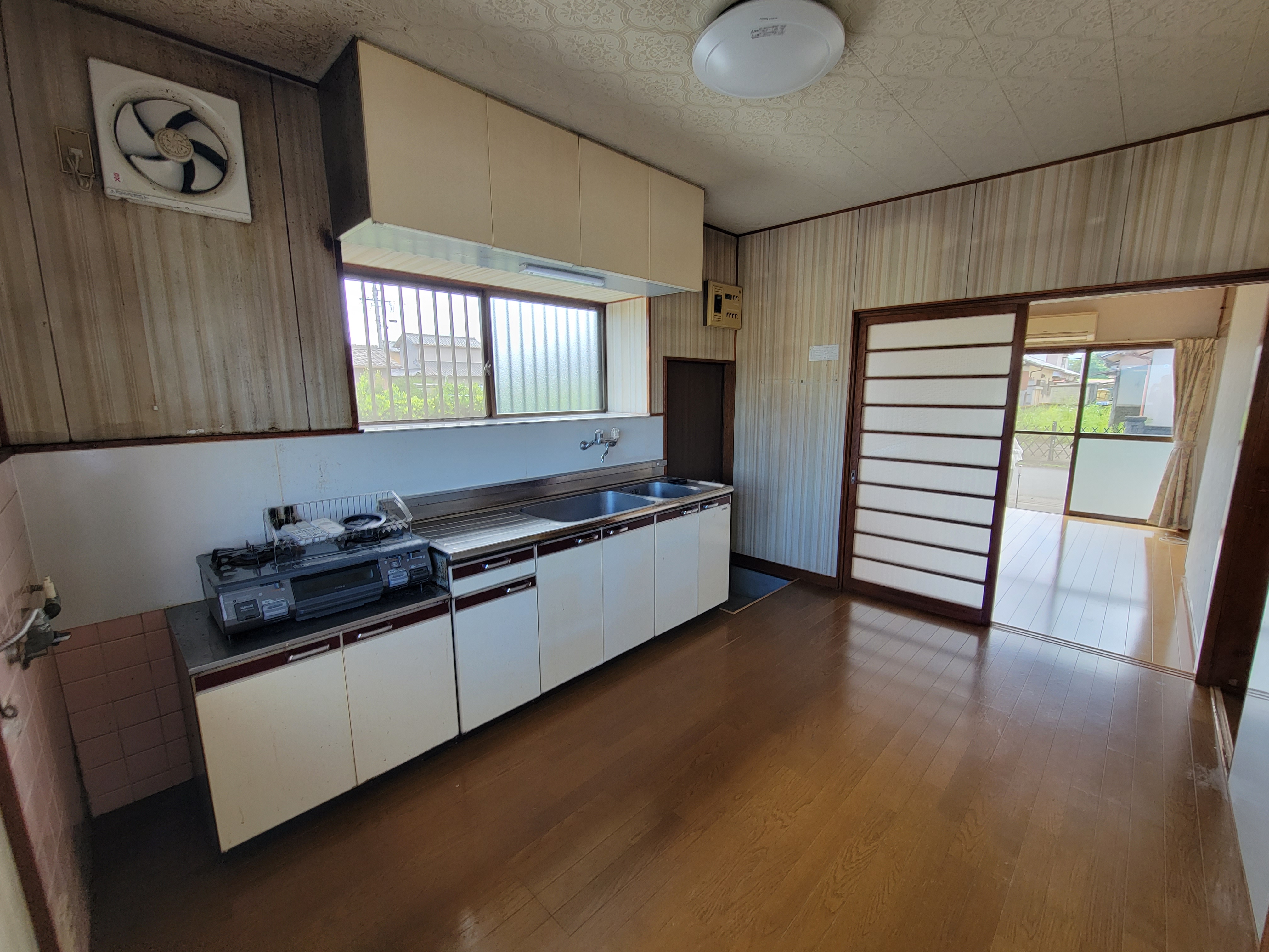 松阪市豊原町　一戸建