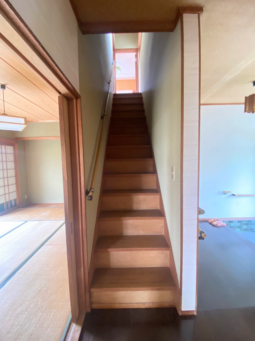 松阪市日丘町　一戸建