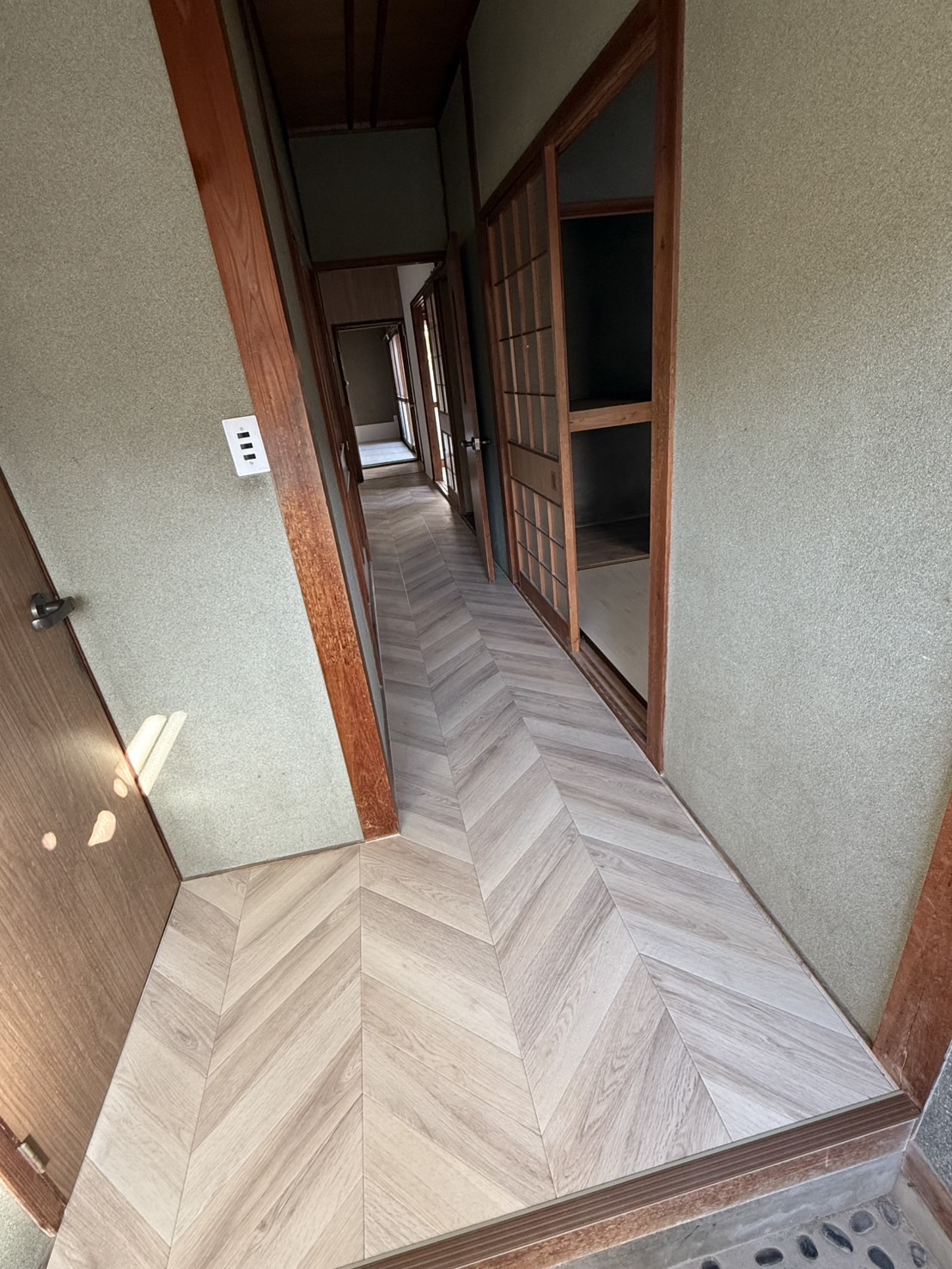 【小黒田町】中古住宅