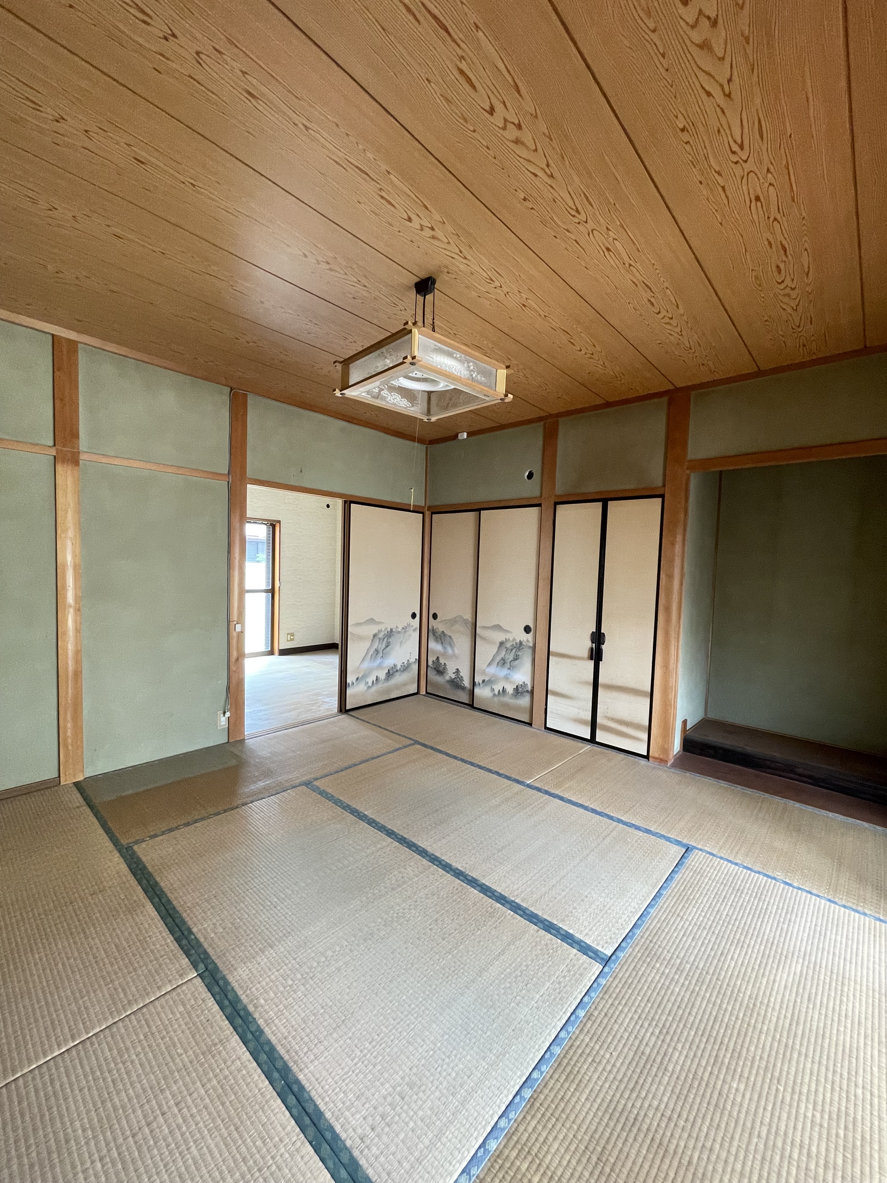 松阪市豊原町　一戸建