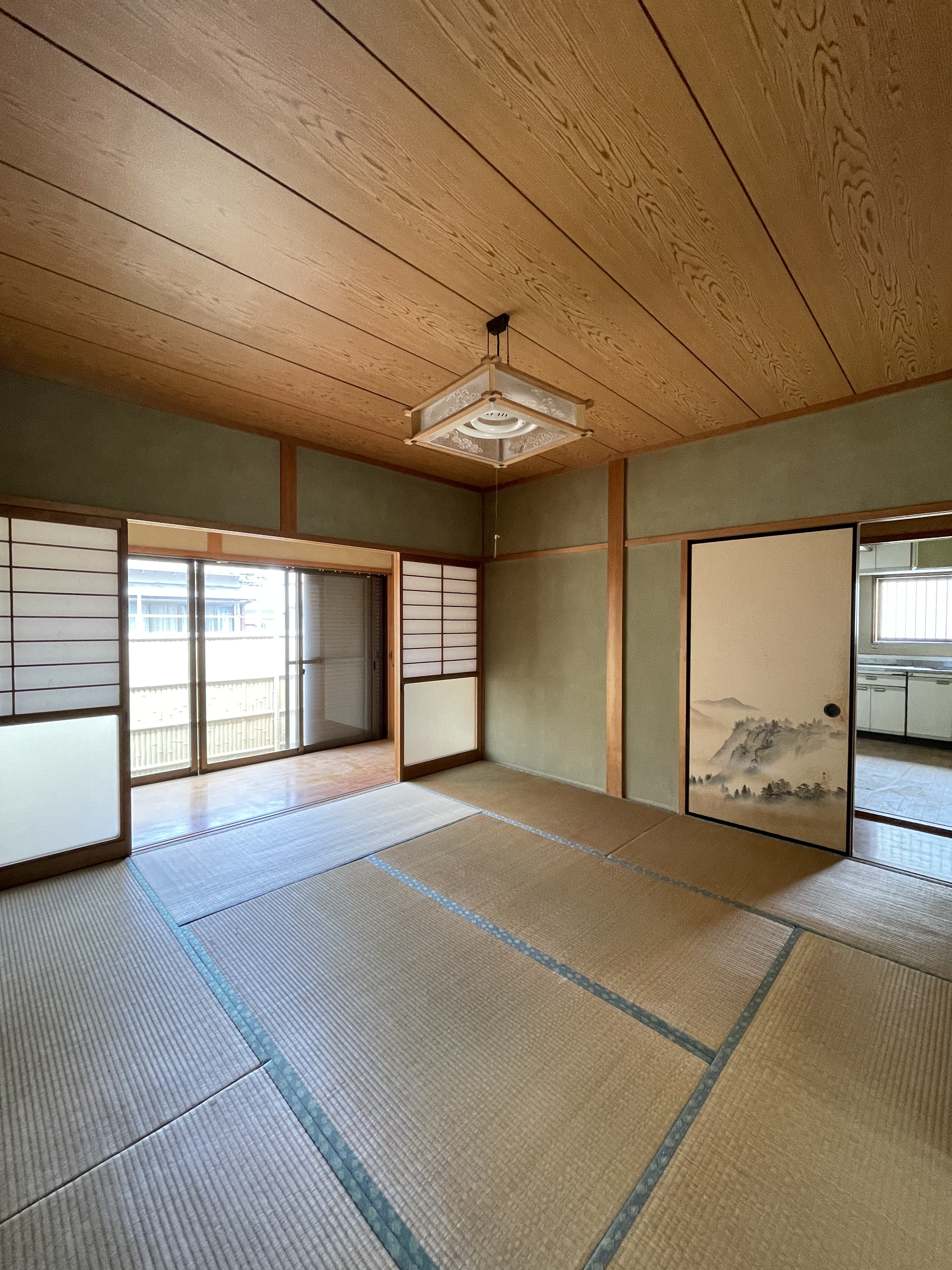 松阪市豊原町　一戸建
