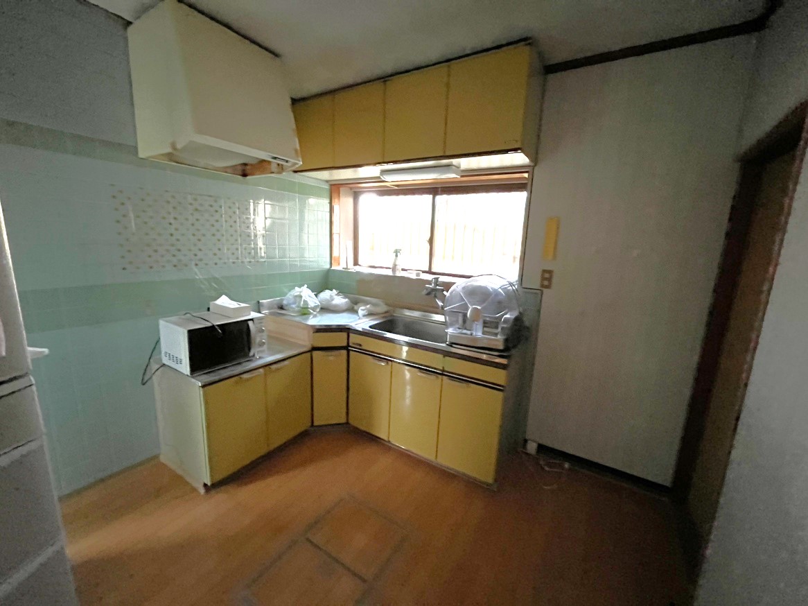 松阪市東黒部町　一戸建