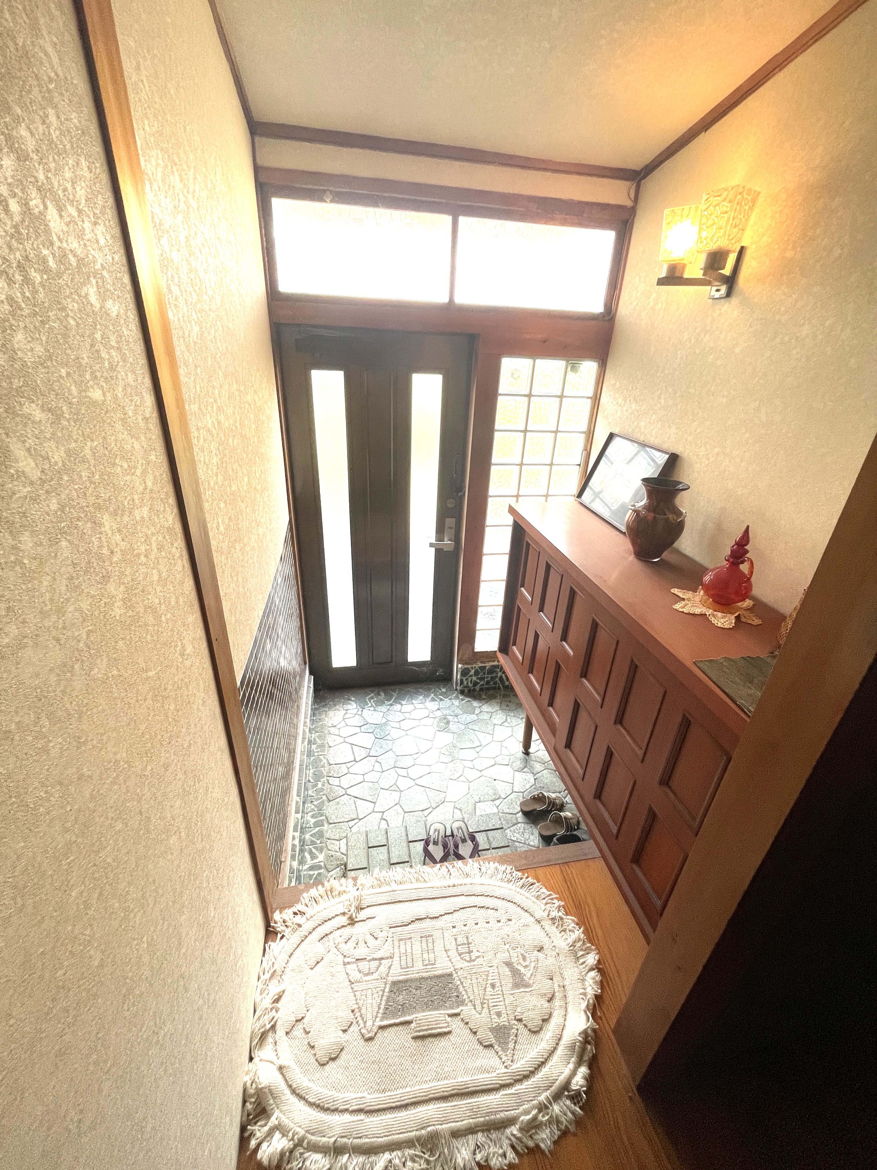 中川駅徒歩１４分！稽古場付き中古住宅。ヨガなどの少人数スクールにも最適