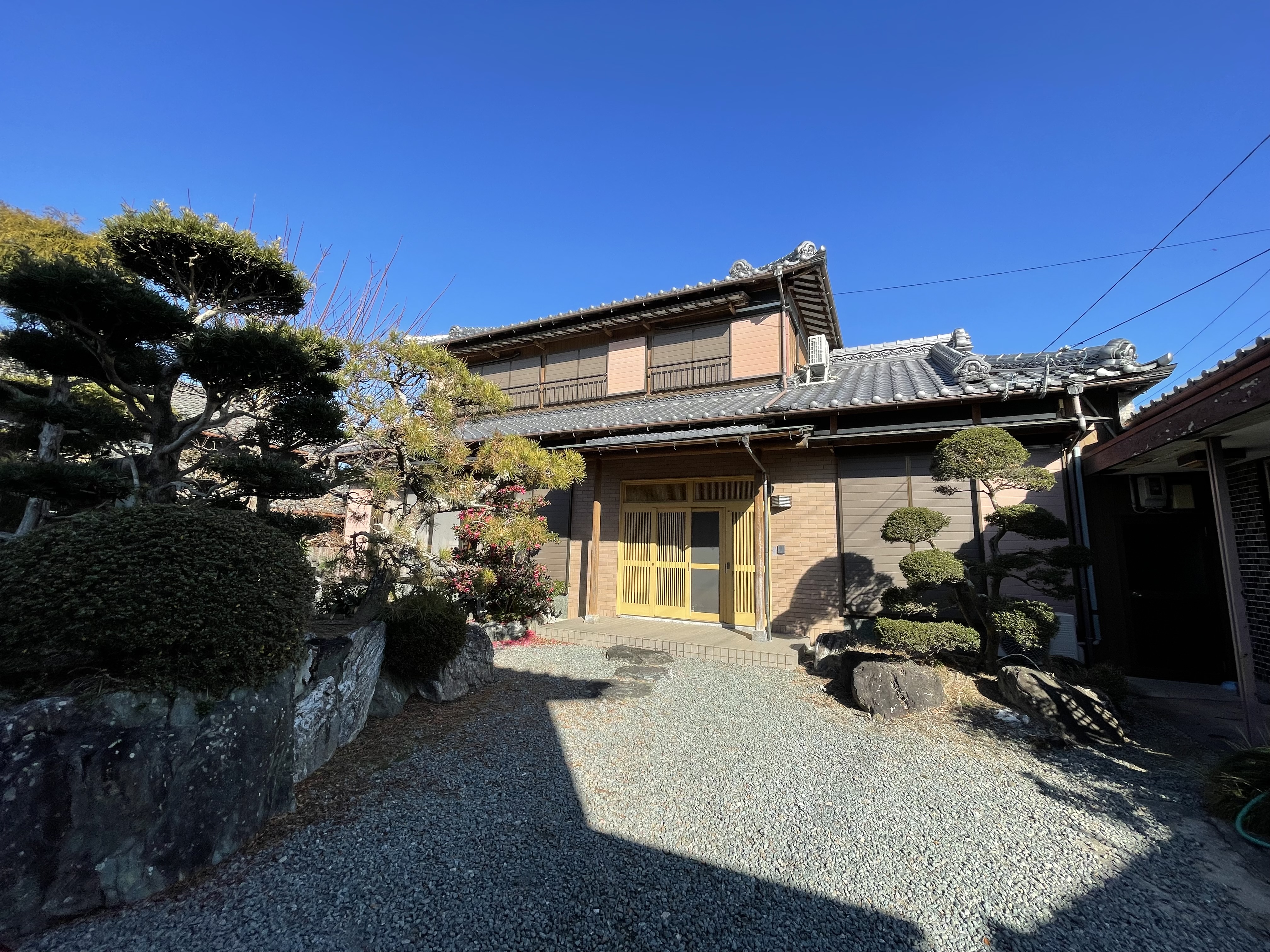 松阪市上ノ庄町　一戸建