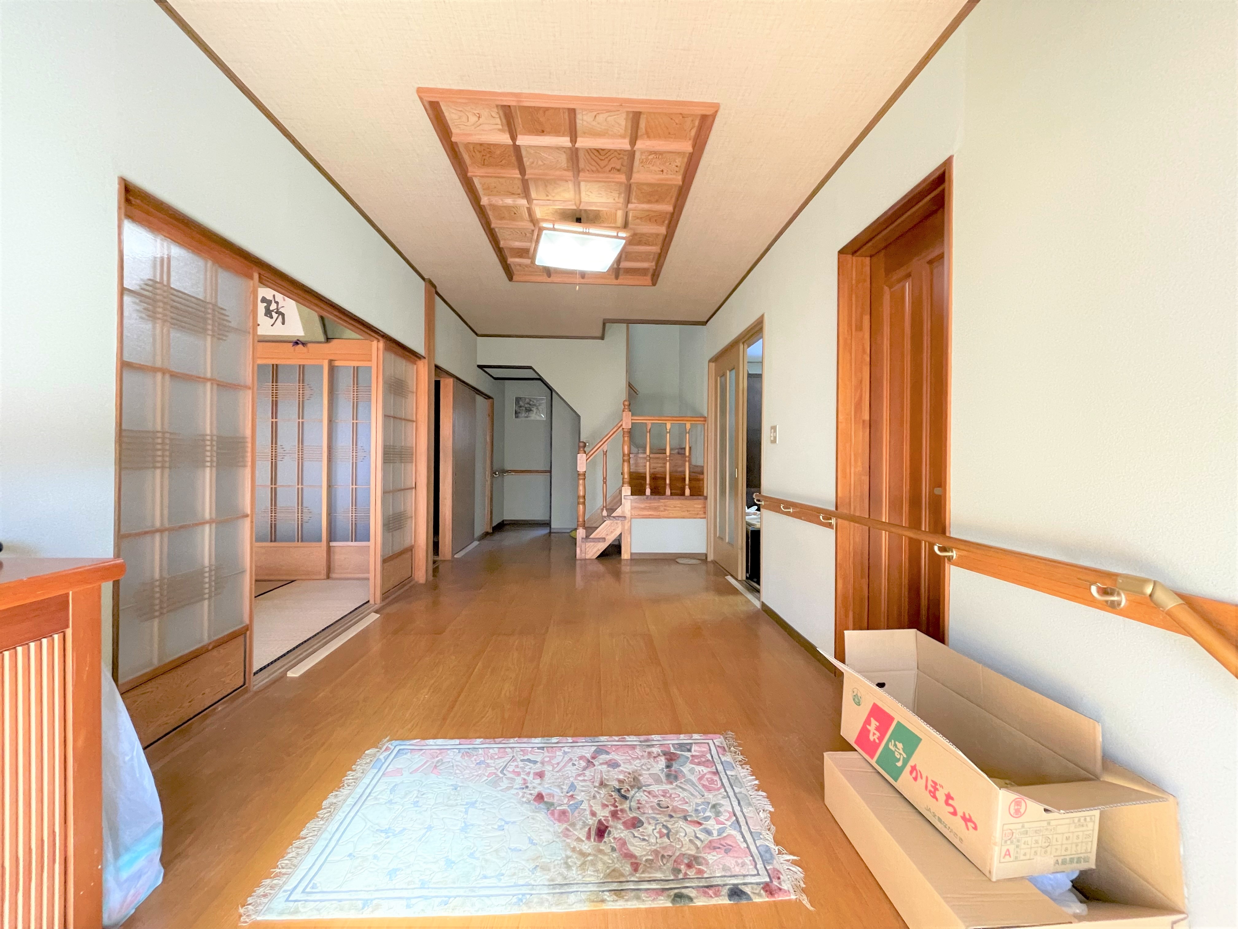 松阪市上ノ庄町　一戸建