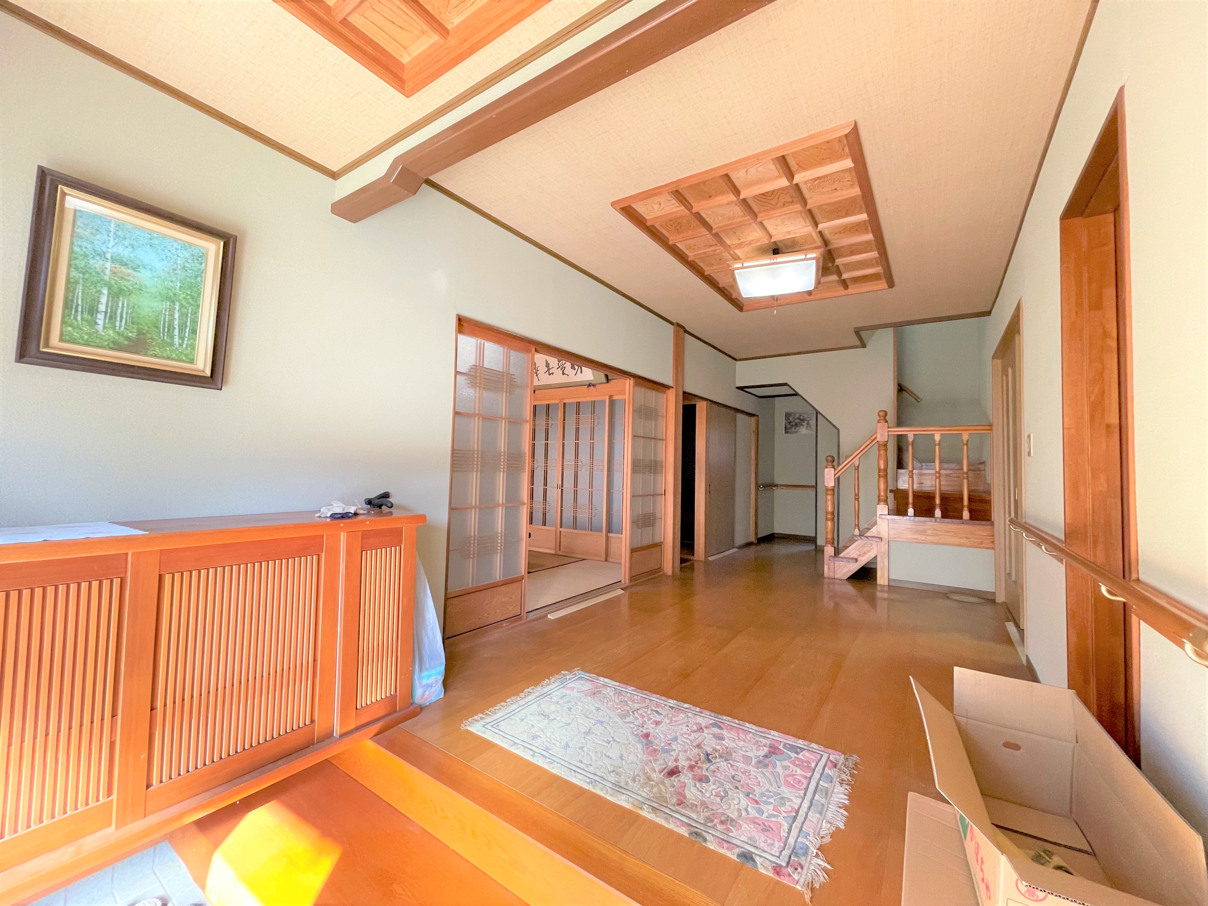 松阪市上ノ庄町　一戸建