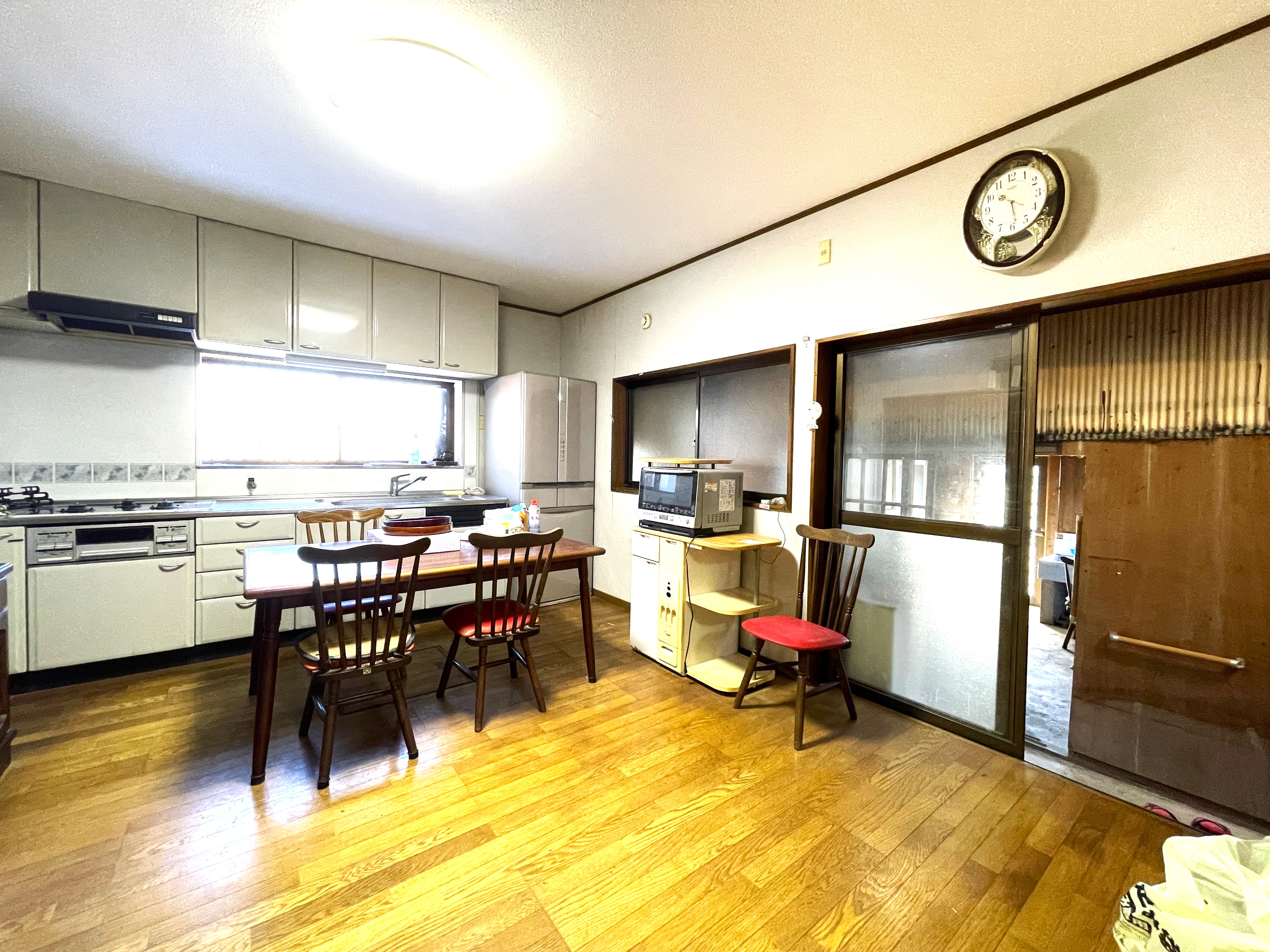 松阪市上ノ庄町　一戸建