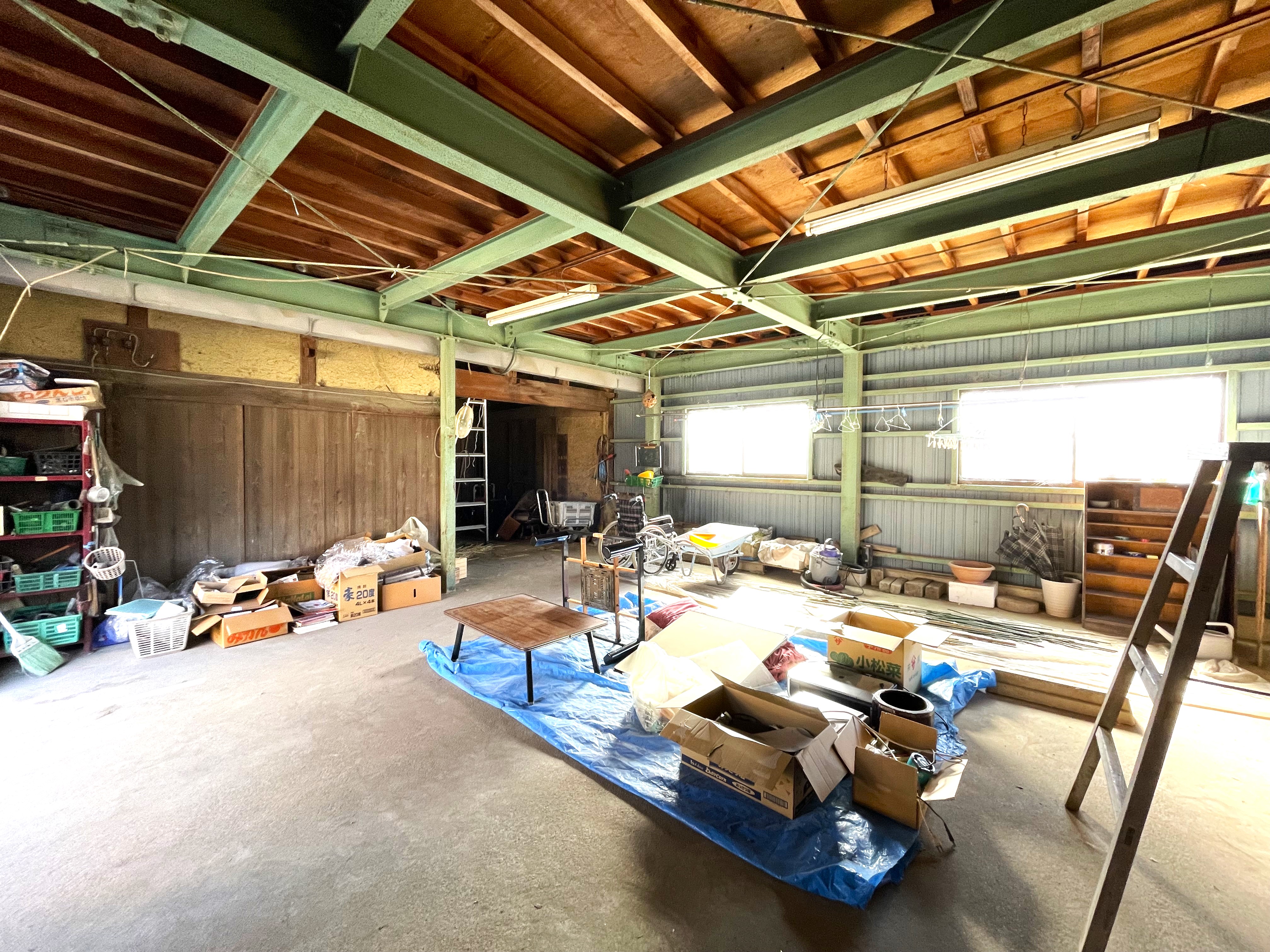 松阪市上ノ庄町　一戸建