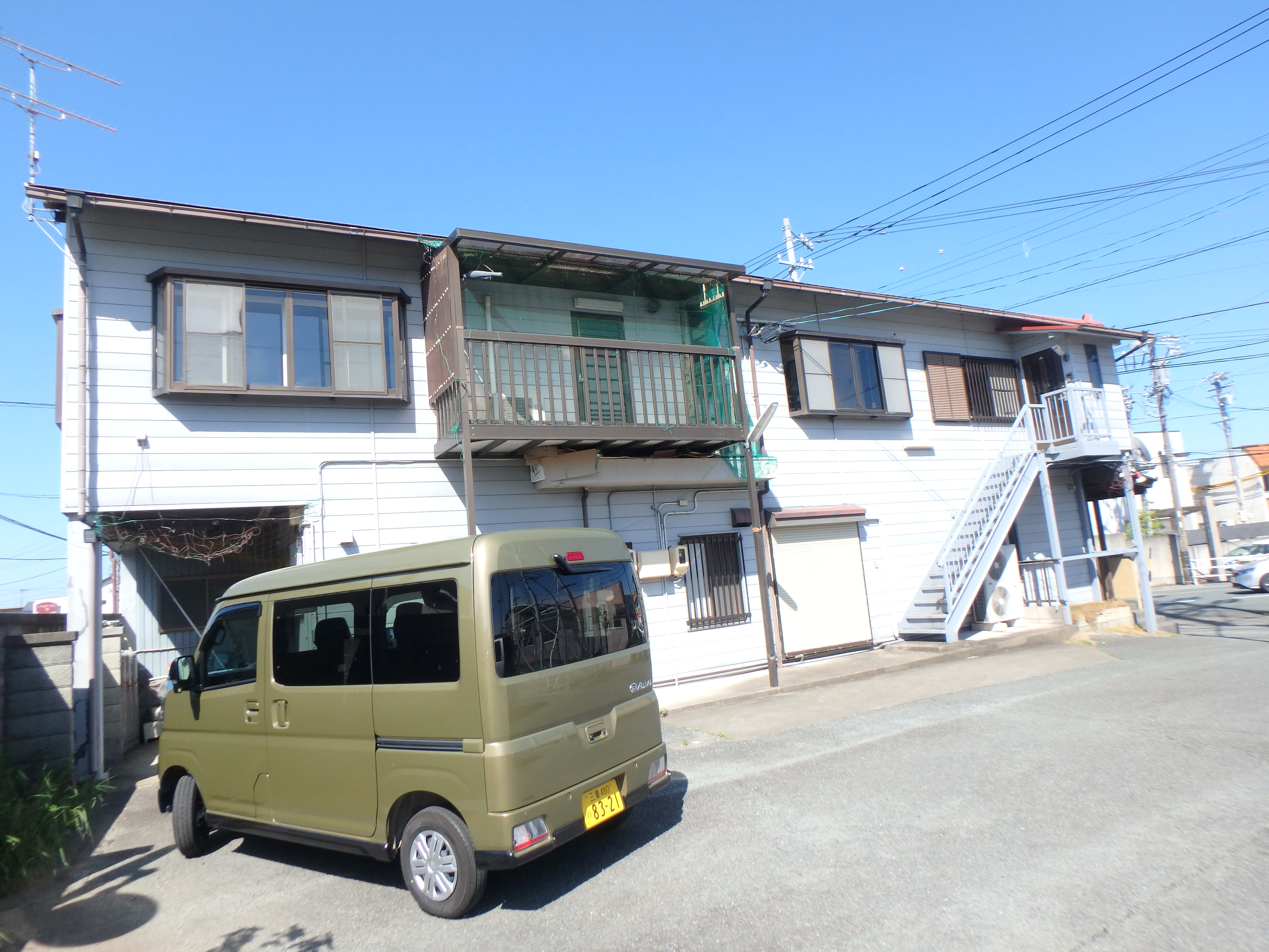 松阪市駅部田町　住居付店舗