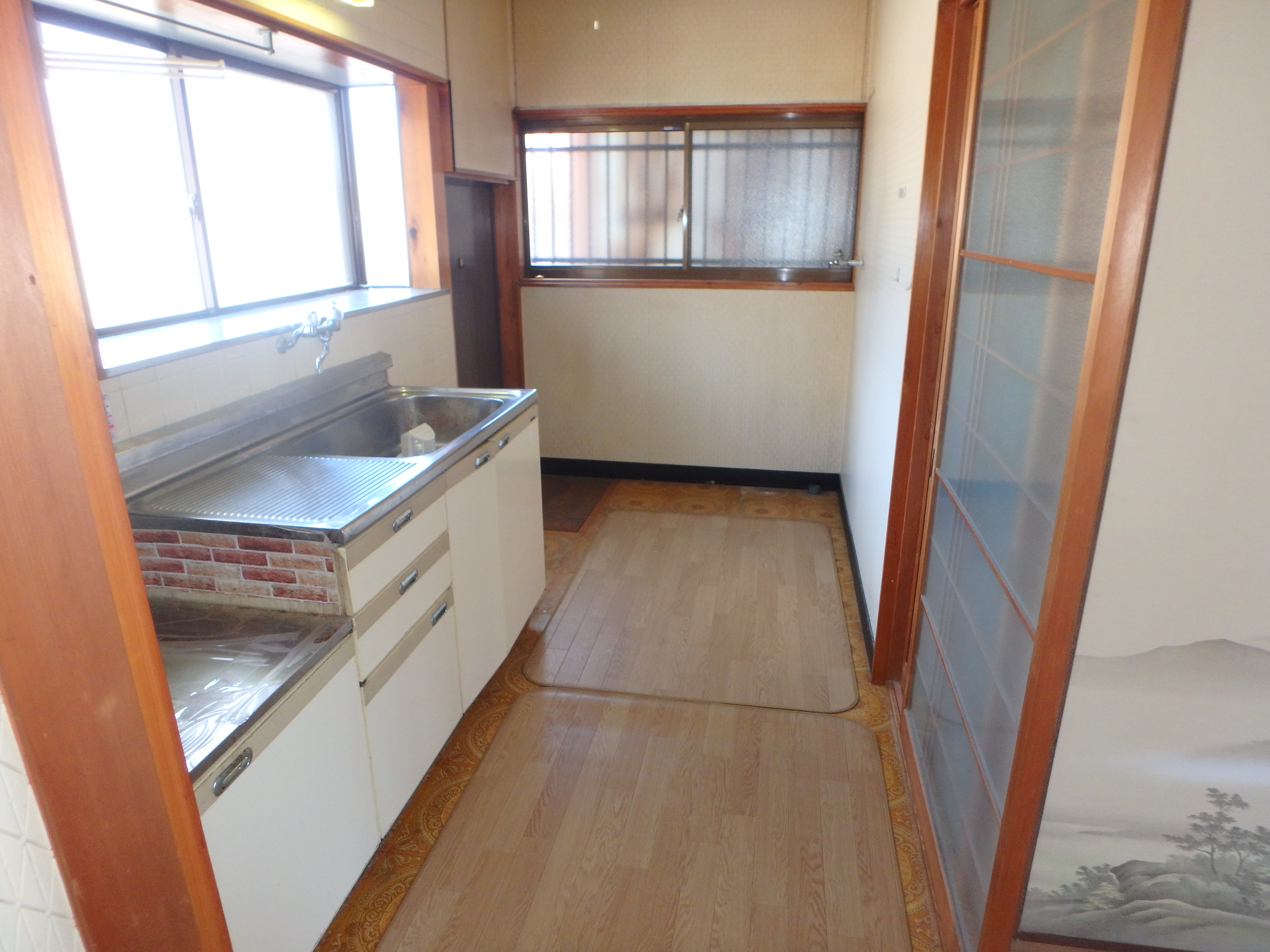 松阪市清生町　一戸建