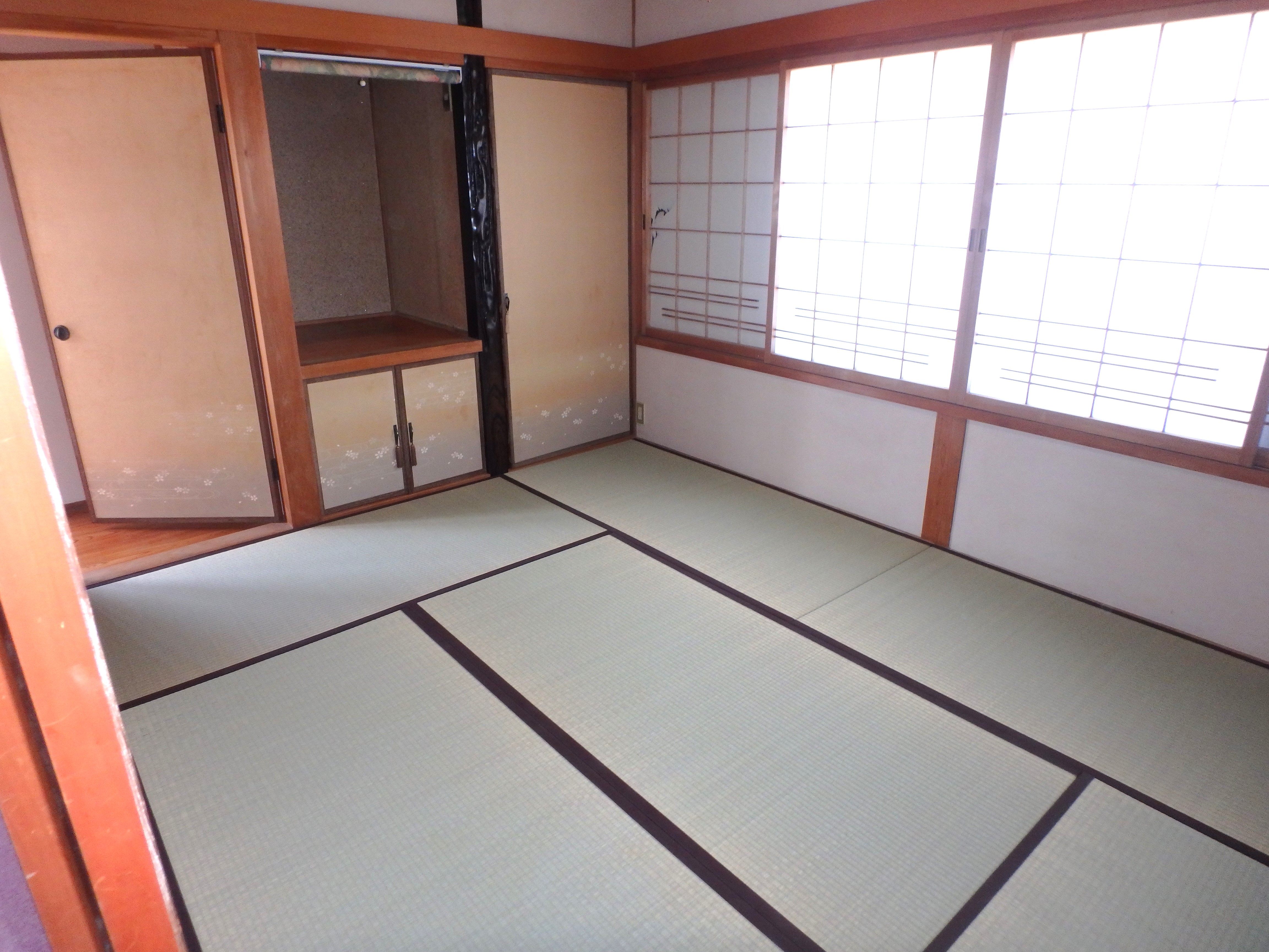 松阪市清生町　一戸建