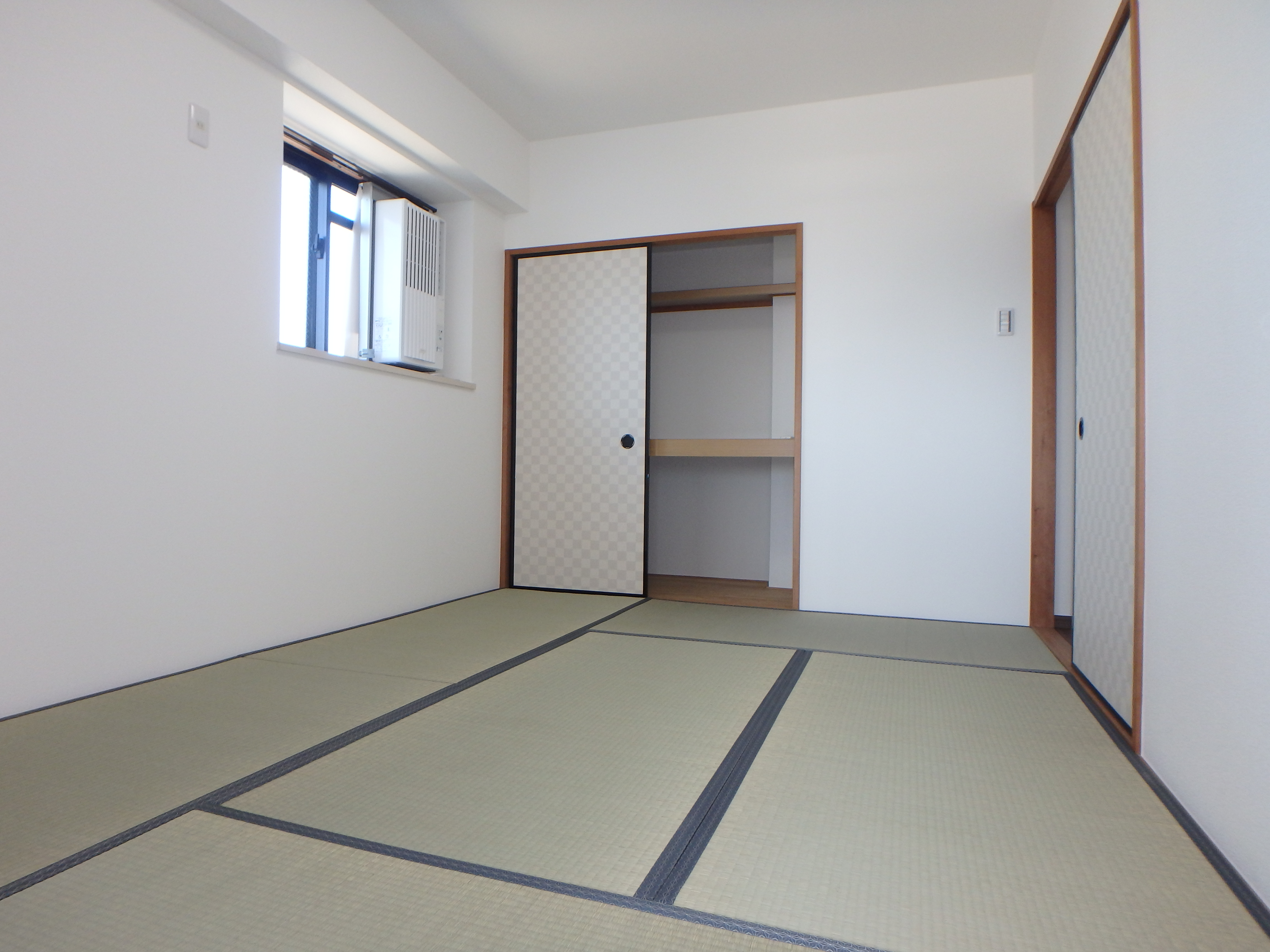 松阪市京町一区（ルミエール松阪８A)　中古マンション