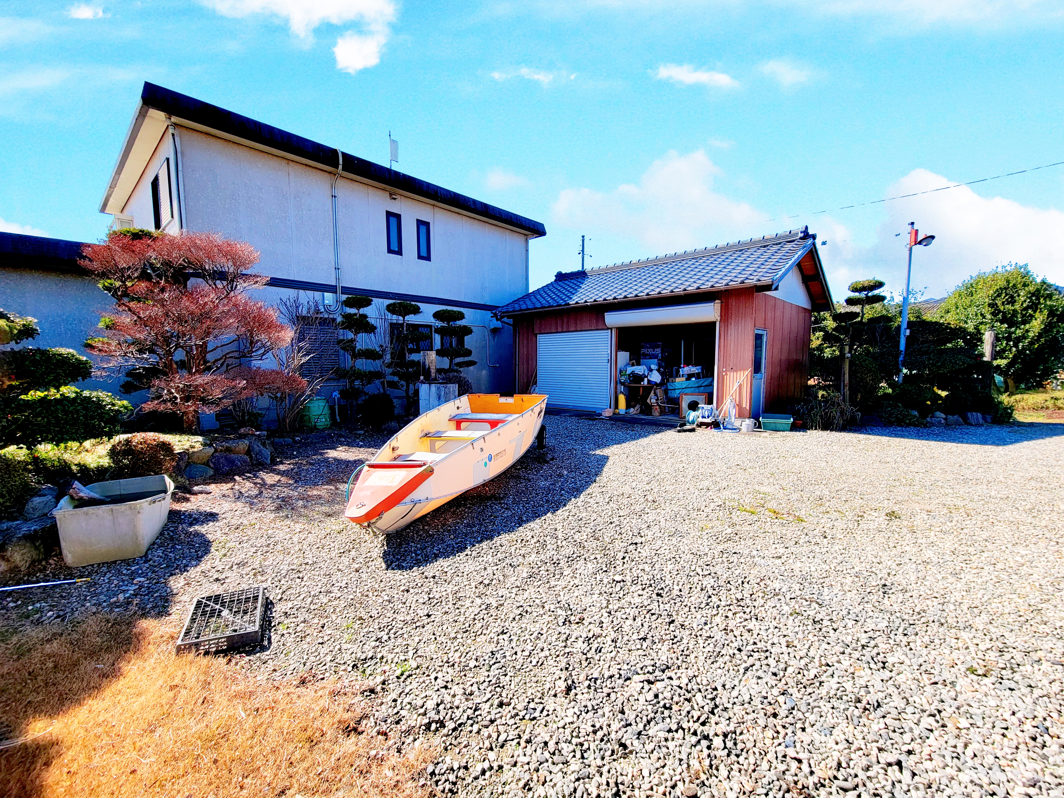 松阪市八重田町　一戸建