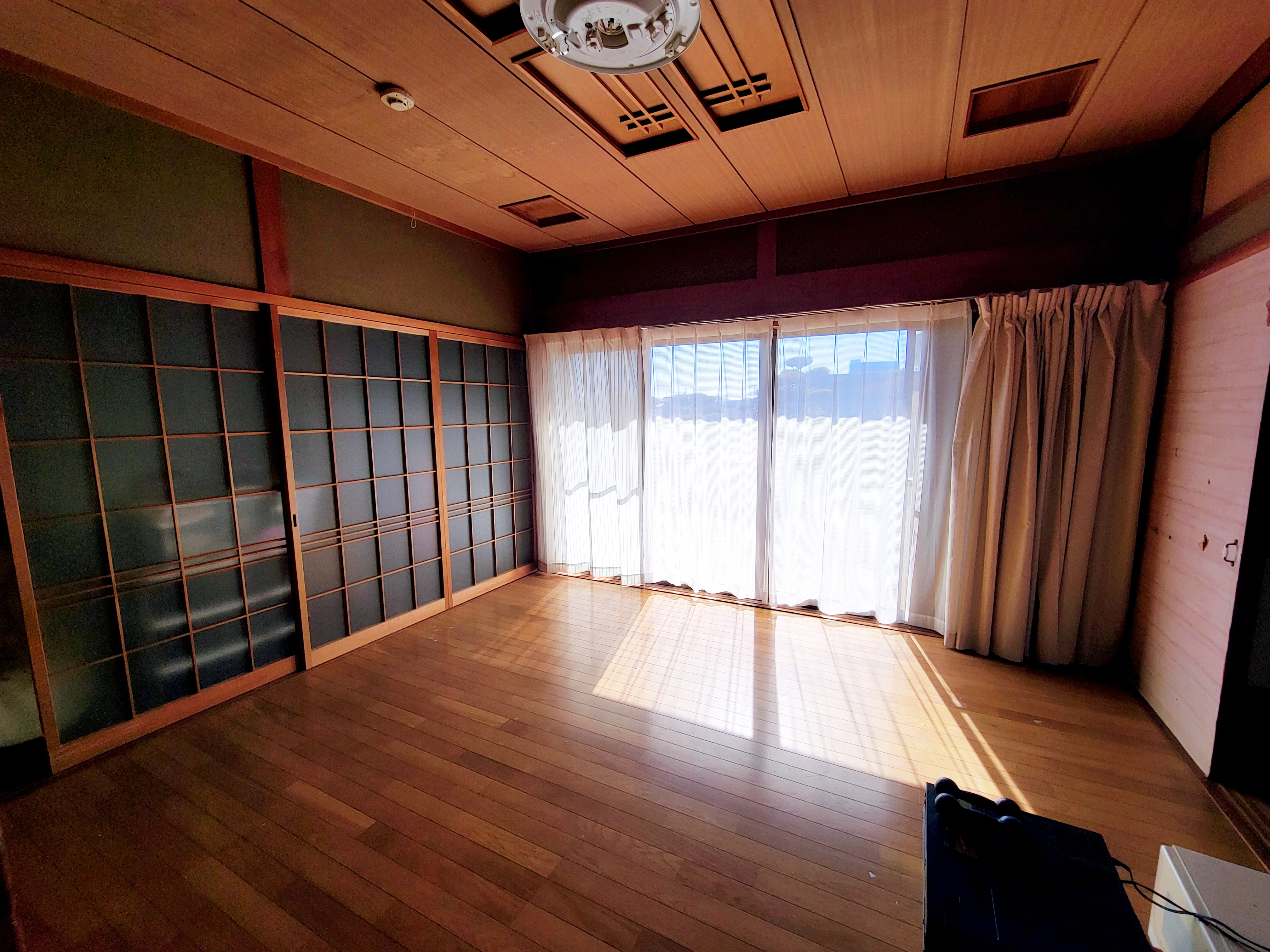 松阪市八重田町　一戸建
