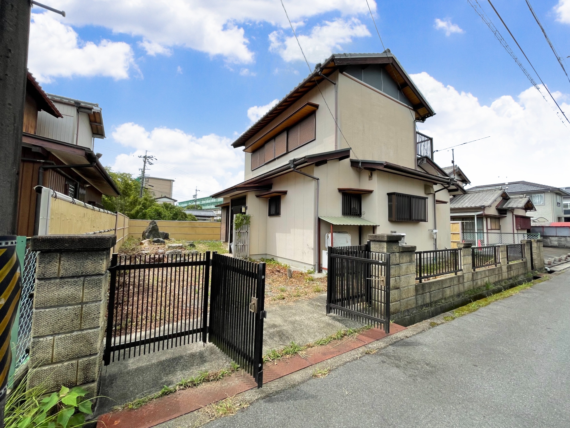 松阪市豊原町　一戸建