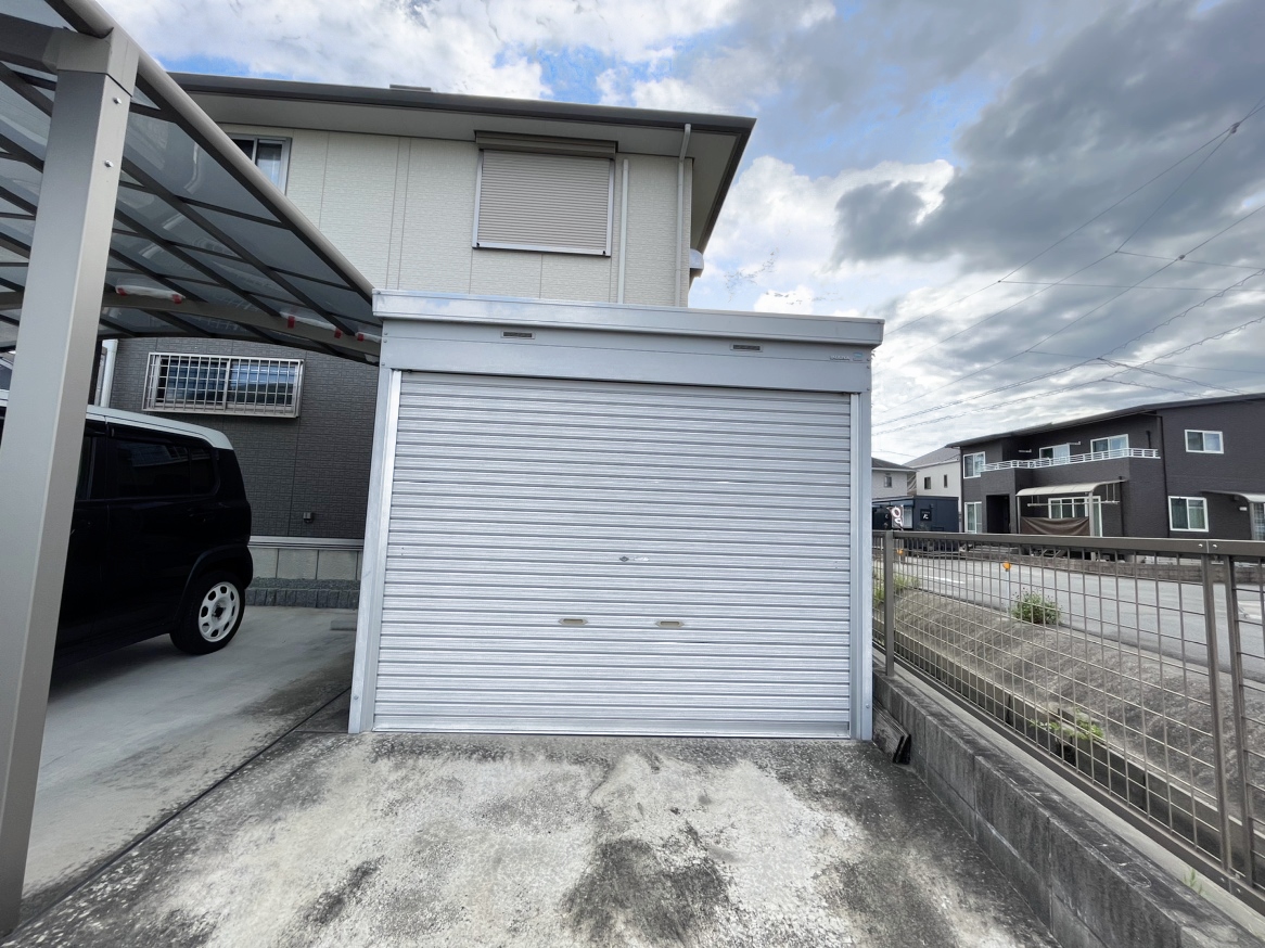 松阪市曽原町　一戸建