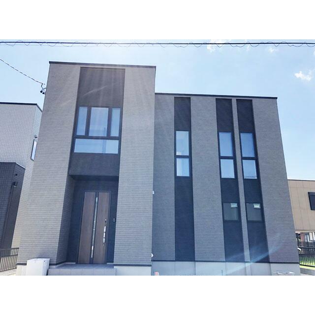 松阪市 高町 （松阪駅） 2階建 4LDK