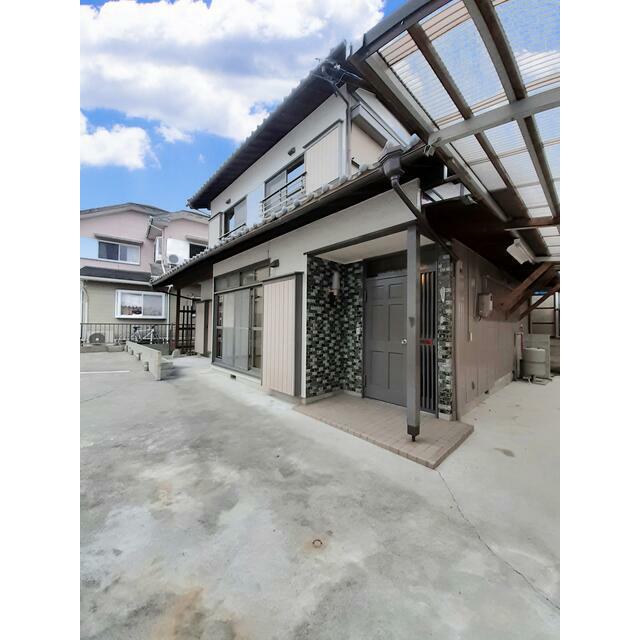 松阪市 駅部田町 2階建 4LDK