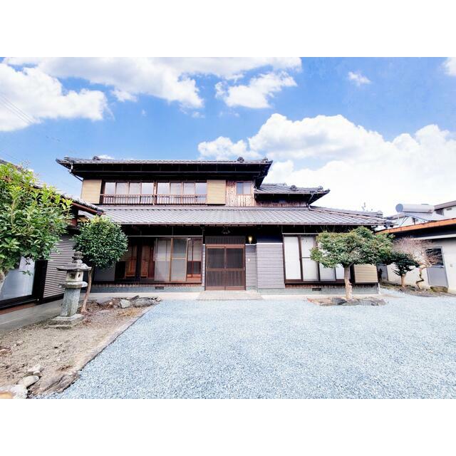 松阪市 東久保町 2階建 7LDK