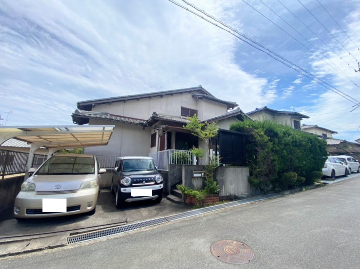 松阪市日丘町　一戸建