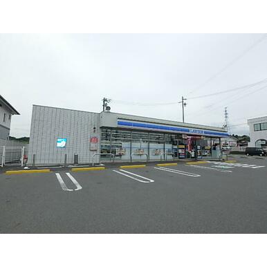 亀山市 椿世町（亀山駅）の一棟売りマンション