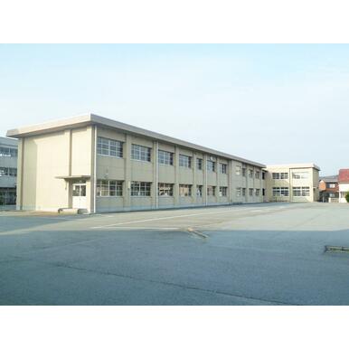 松阪市 大黒田町（松阪駅）の売りアパート